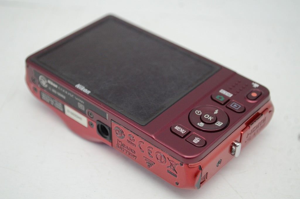 6500 コンパクトデジタルカメラ