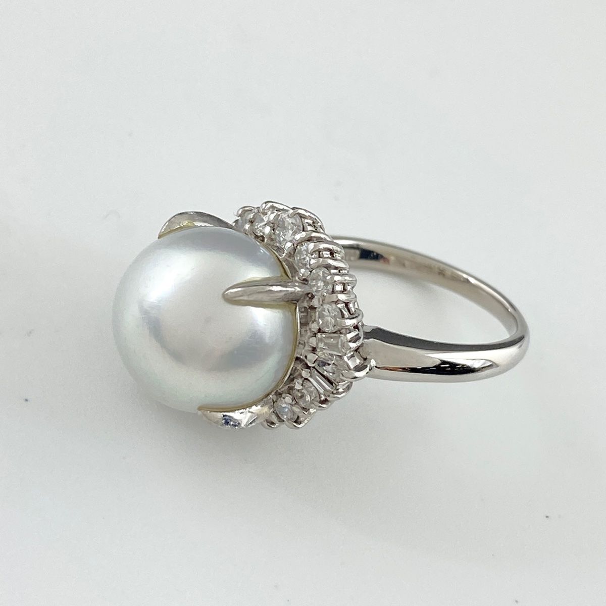 在庫一掃】 パール デザインリング プラチナ 指輪 メレダイヤ 真珠  