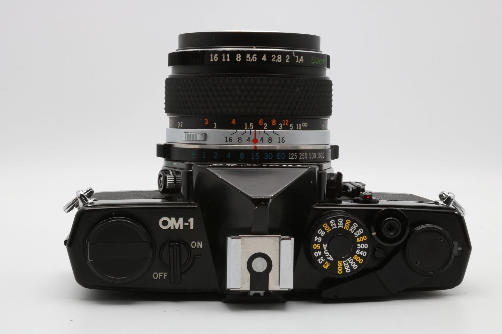 OM-1 ZUIKO