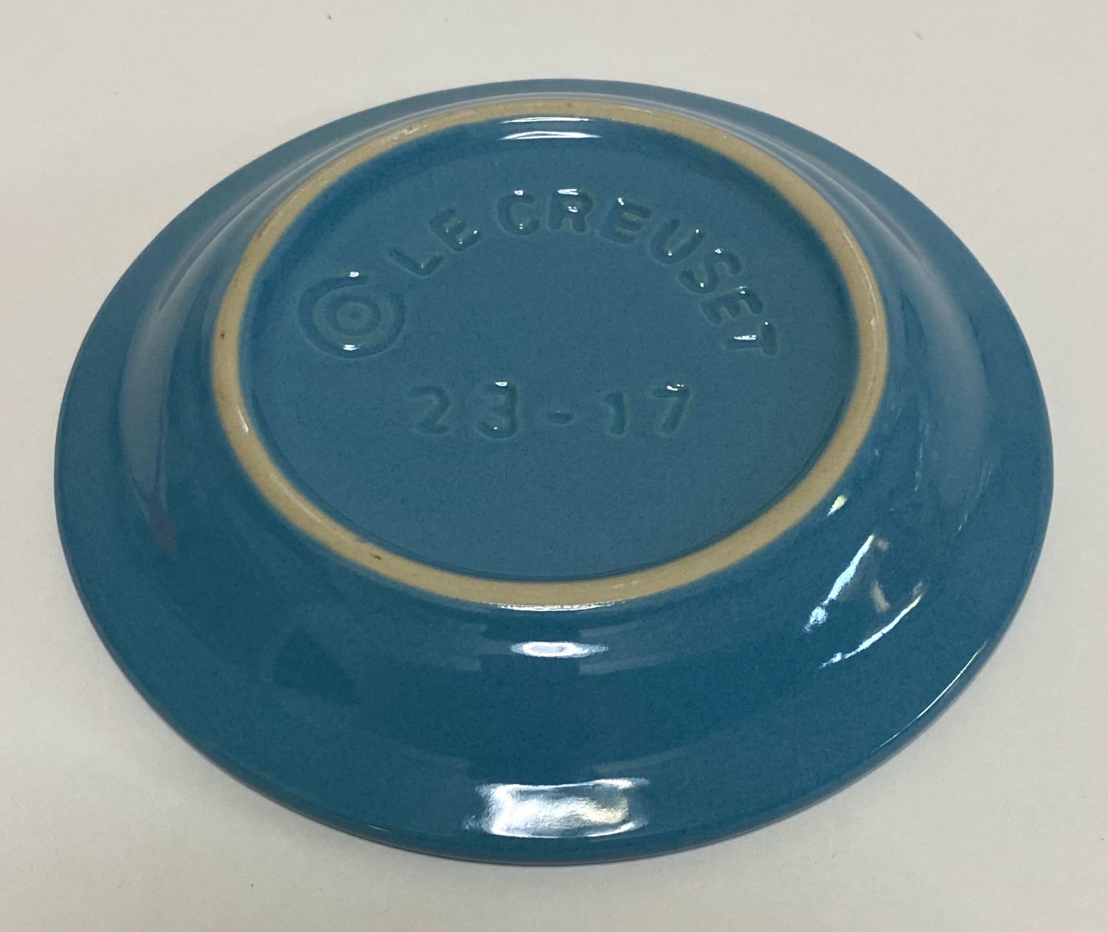 ル・クルーゼ ミニ・ラウンド・プレート (5枚入り) レインボー - メルカリ