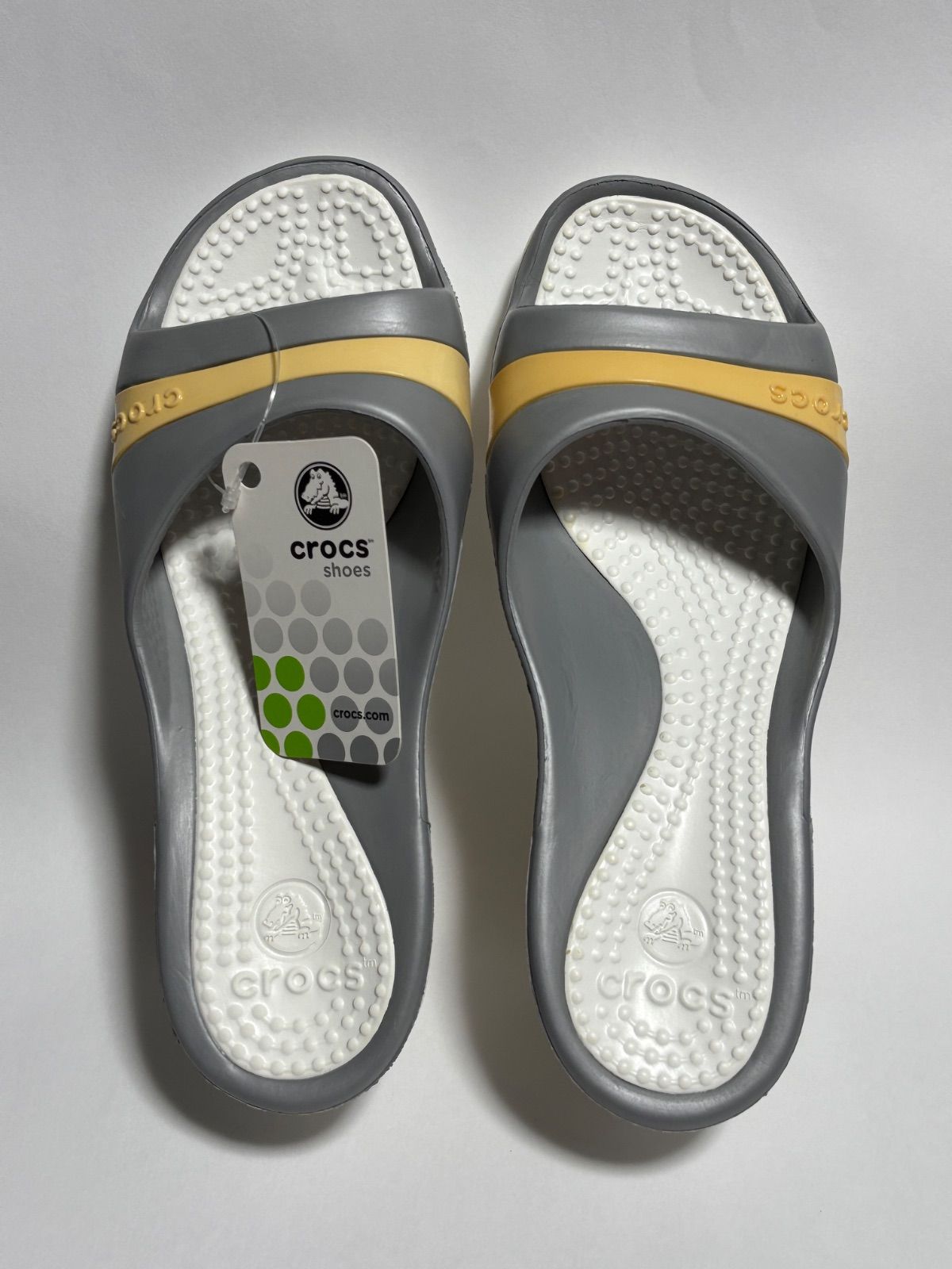 未使用　クロックス　Crocs Sassari W5ササリー　ゴールド1564 未使用 クロックス Crocs Sassari W5ササリー ゴールド1564
