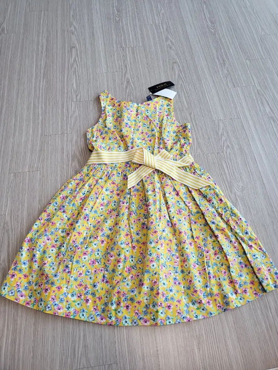 箱付きアウガルテン ミレニアム イヤープレート 卸売 1999年 20/365 貴重品