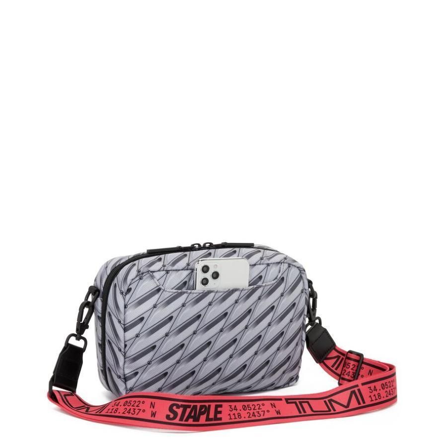 在庫処分 TUMI 新品 KIT CROSSBODY グレー トゥミ ボディバッグ