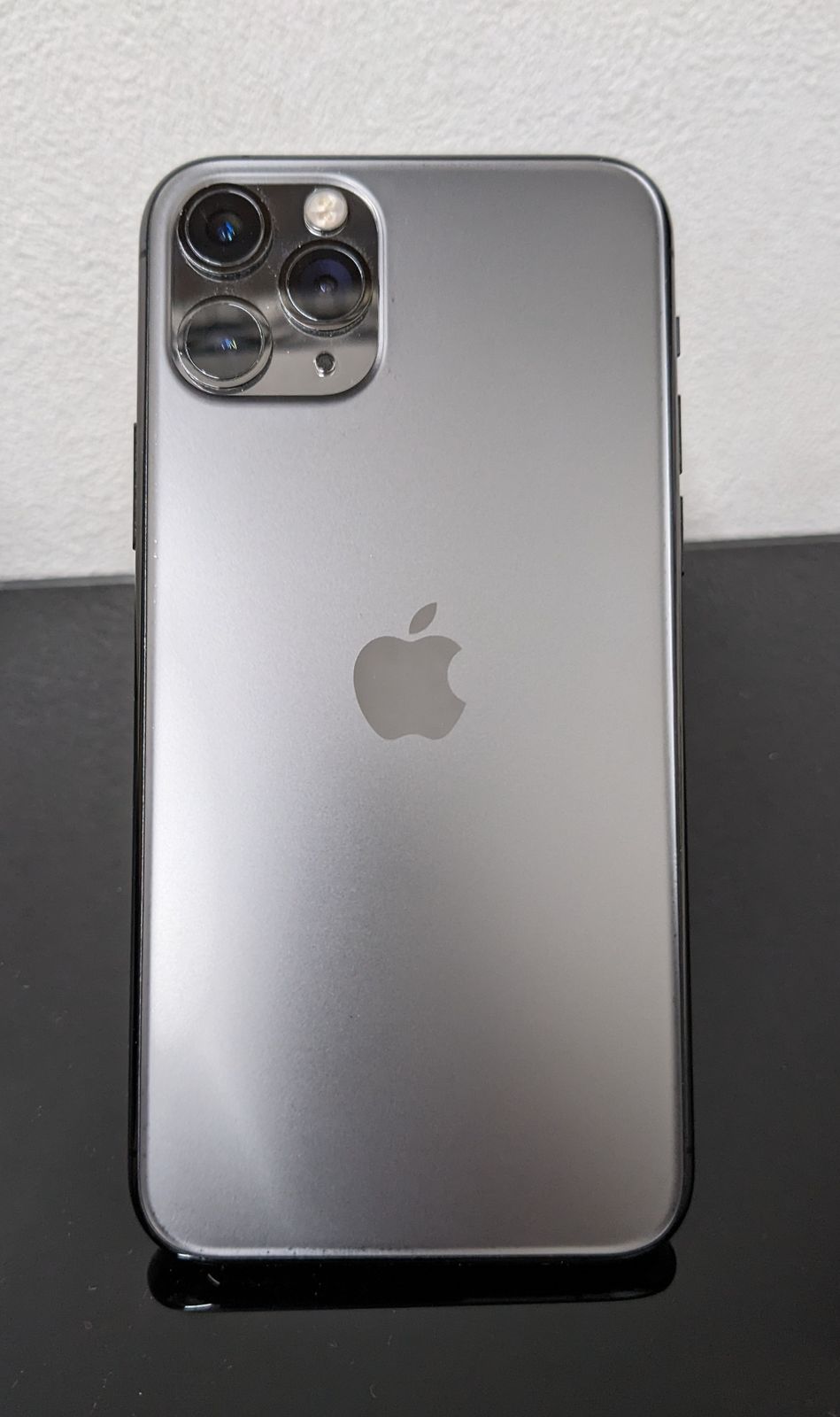 iPhone11Pro 64GB MWC22J/A  SIMフリー※バッテリー非純正品