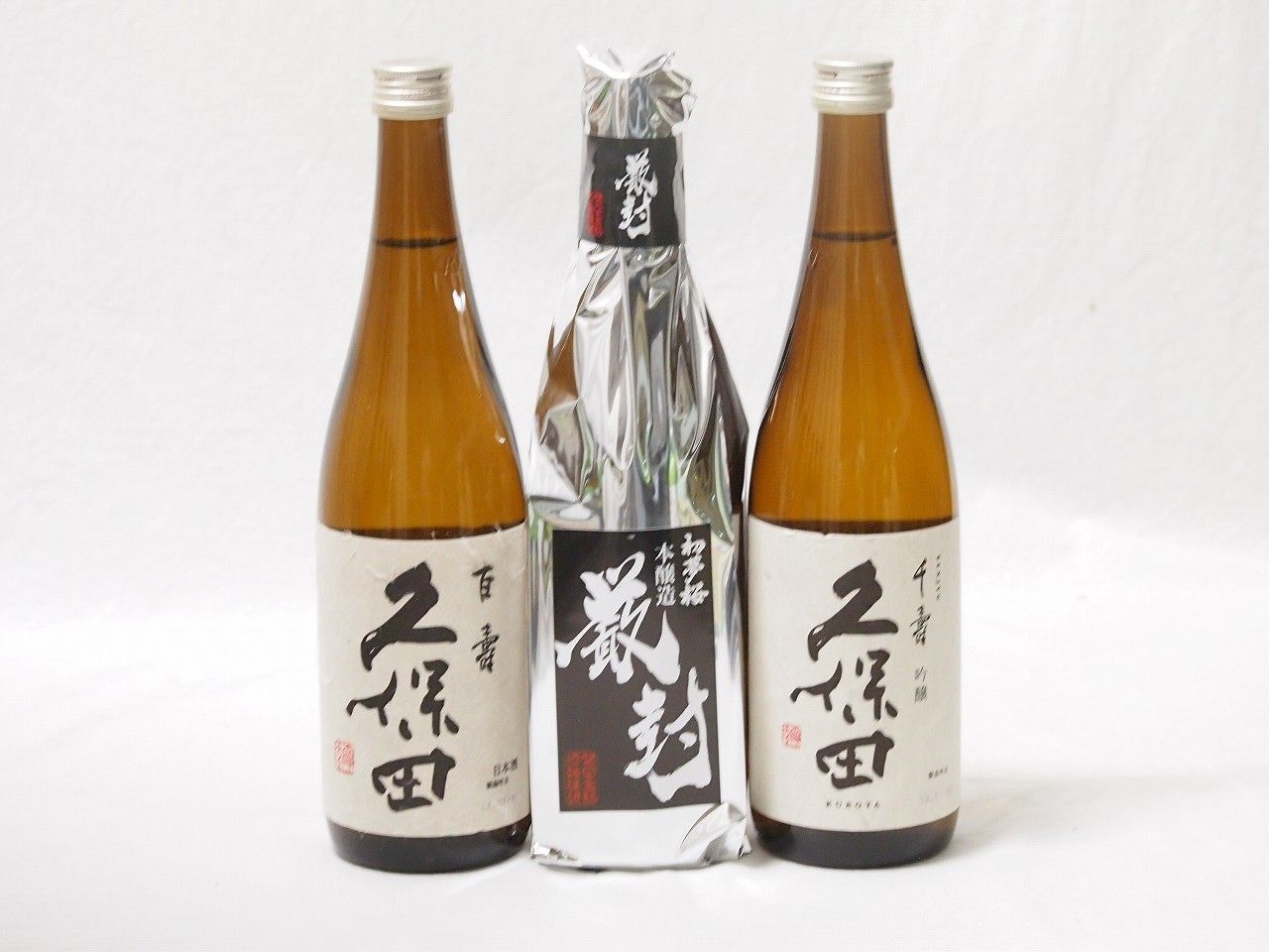 愛知金鯱と厳選日本酒3本セット(金鯱初夢桜 厳封本醸造 久保田