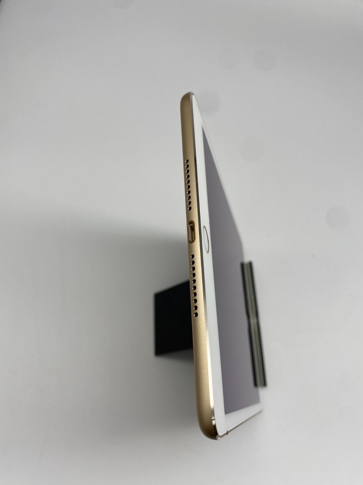 【ジャンク】iPad mini4 Wi-Fiモデル　64gb ゴールド Apple iPad mini 4 Wi-Fiモデル 64GB MK9J2J/A [ゴールド] 価格