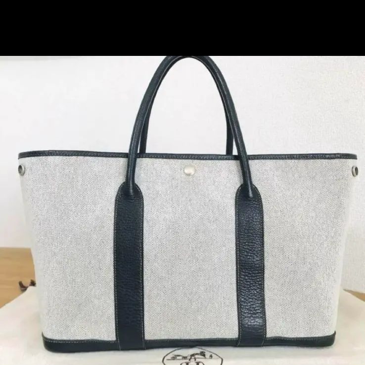 極美品】本物 エルメス 新型 ガーデンパーティー 黒 × グレートートバッグ 極美品】本物 エルメス 新型 ガーデンパーティー 黒 × グレートートバッグ