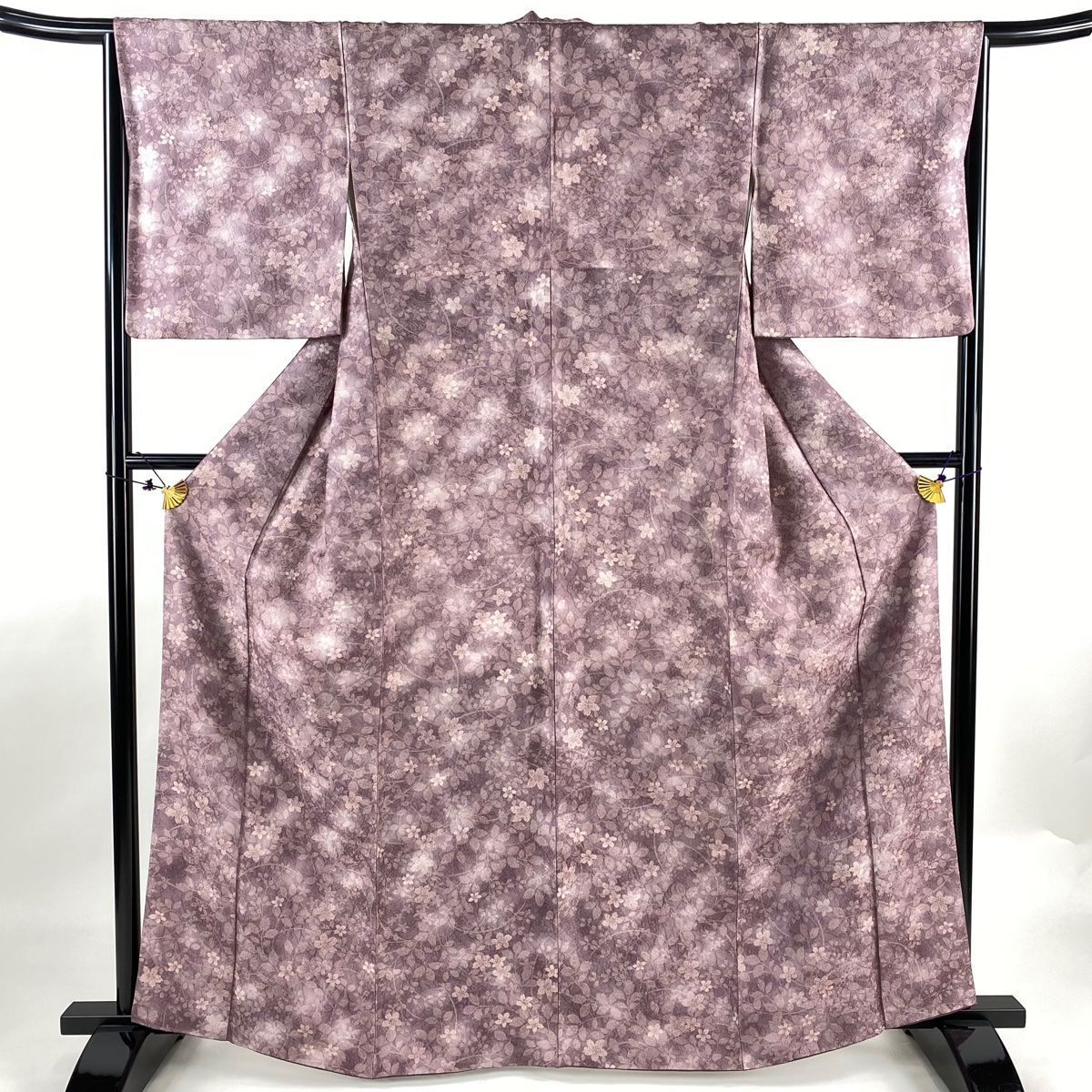 小紋 身丈162cm 裄丈65cm M 袷 桜 地紋 ぼかし 灰紫 正絹 名品