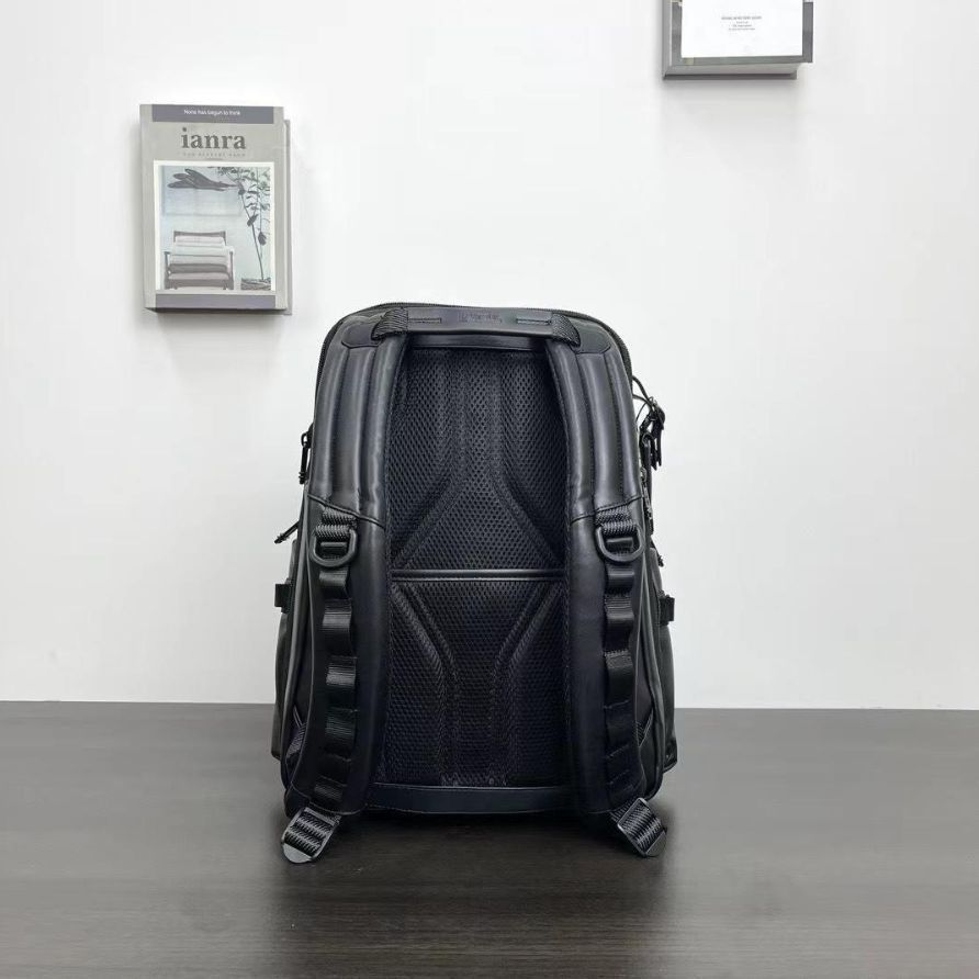 TUMI ALPHA BRAVO 「サーチ」オールレザーバックパック a5530 - メルカリ