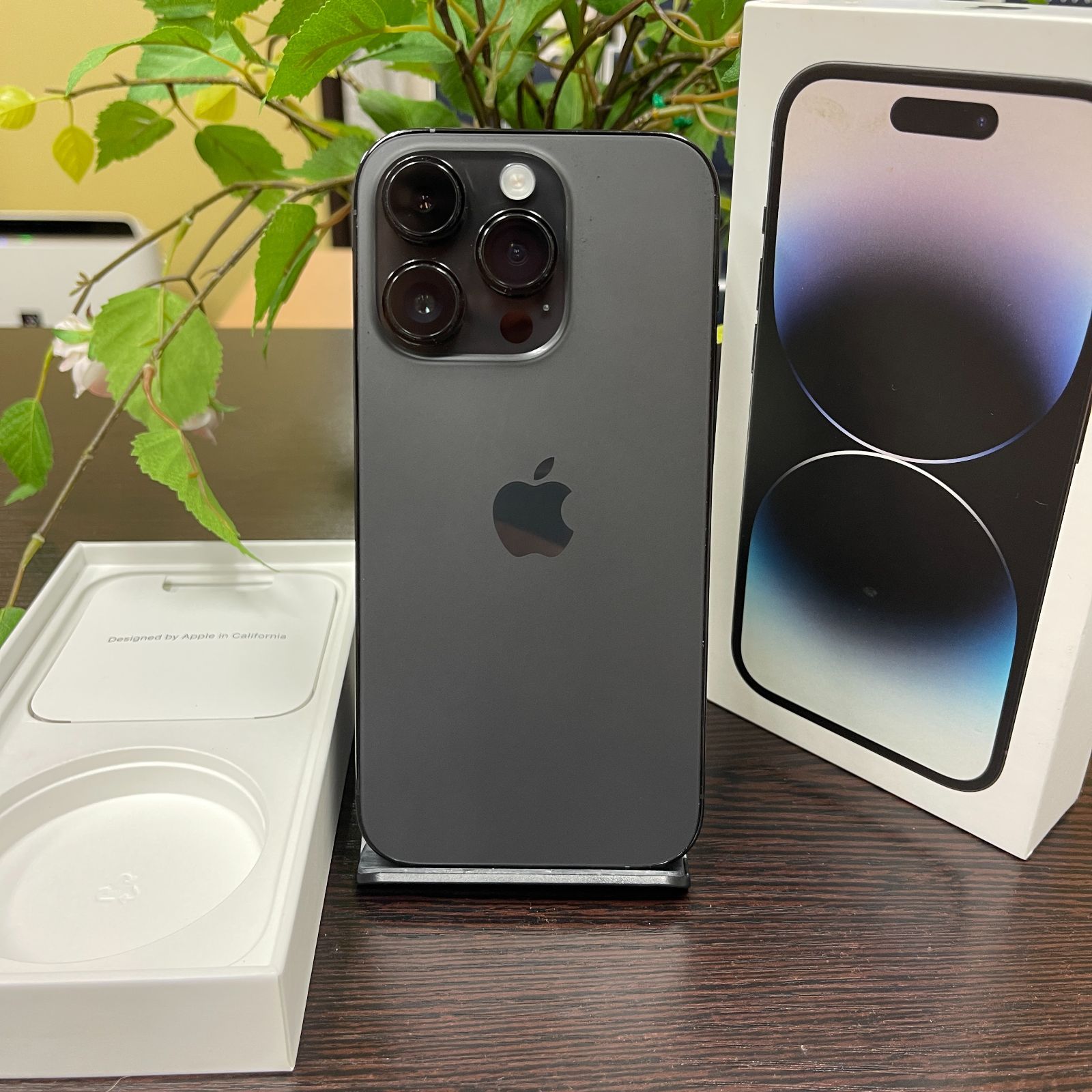iPhone 14Pro スペースブラック 256Gb 国内版SIMフリー送料無料 - メルカリ