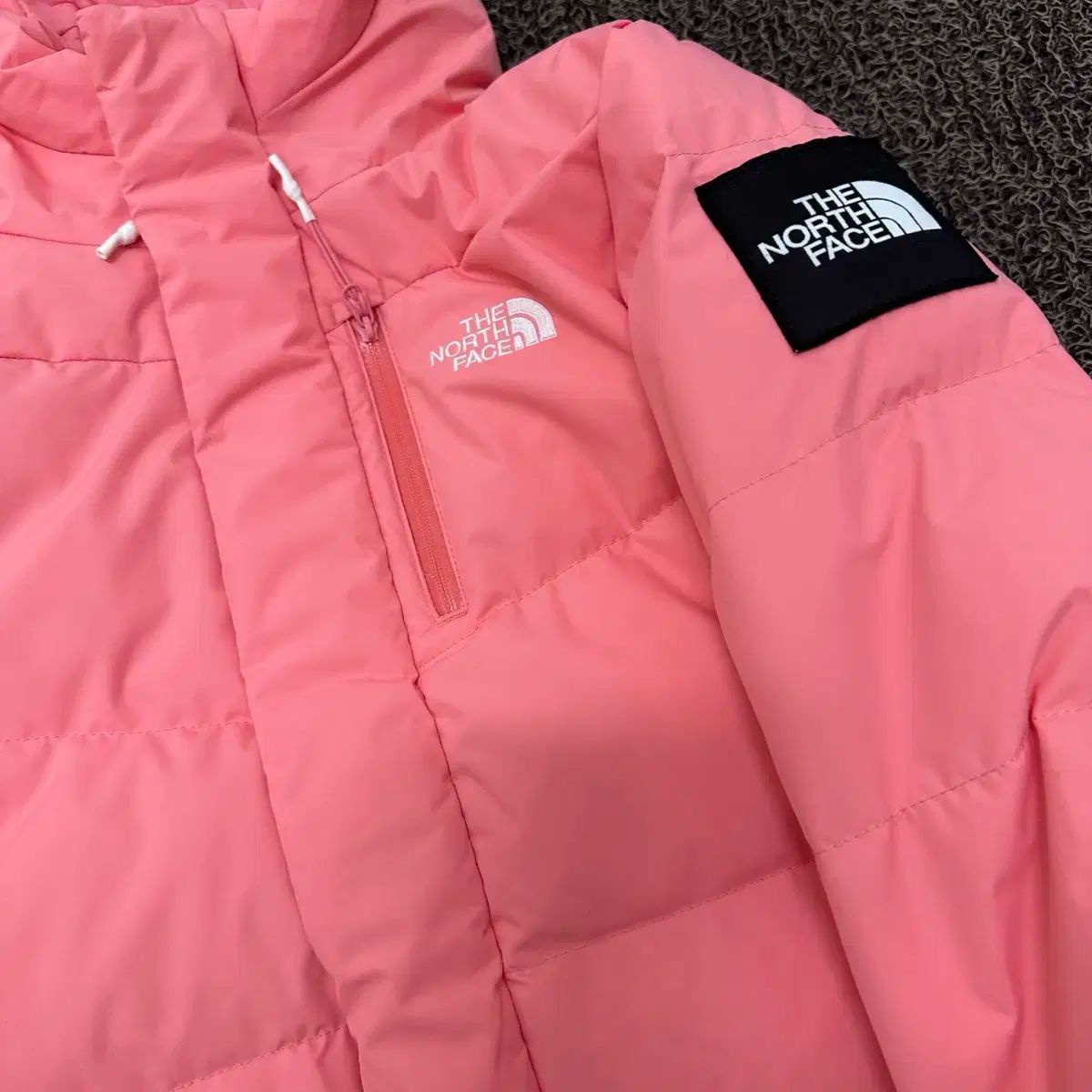 【激安通販】 THE NORTH FACE ザノースフェイス キッズ グースダウン ダウンジャケット ロング丈 120サイズ ピンク 全店送料無料!