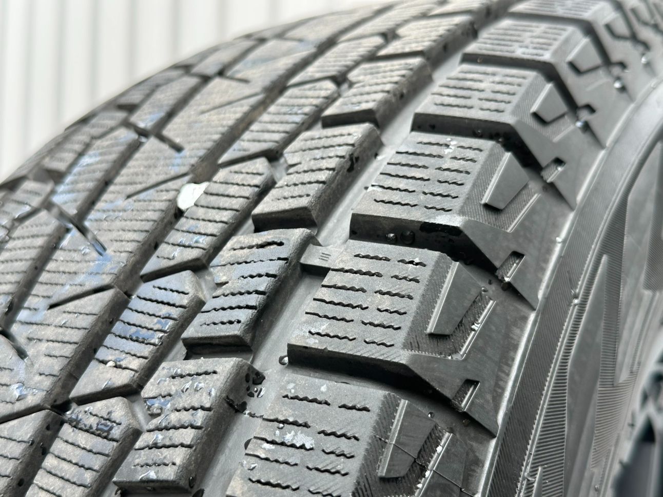 送料無料 レアマイスター LMG MONTAGNA 7.5J-17 +38 5H-127 (17インチ) 5H127 7.5J+38 送料無料 レアマイスター LMG MONTAGNA 7.5J-17 +38 5H-127 (17インチ)