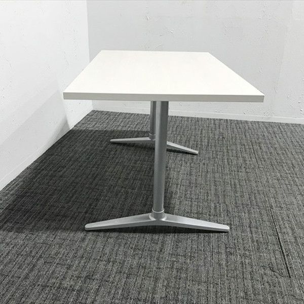 ミーティングテーブル 完成品