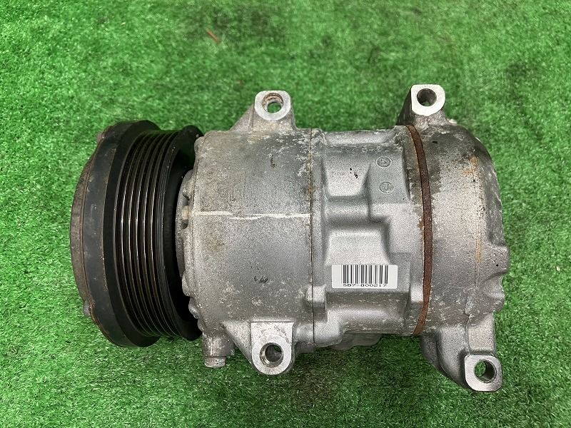 ワゴン ヴォクシー ZRR75W エアコンコンプレッサー ZS 煌2 4WD 8人