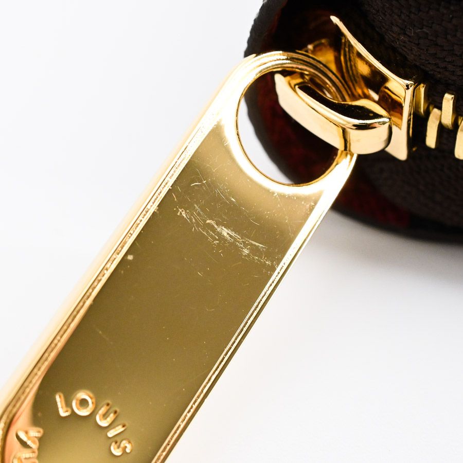 長財布 ジッピーウォレット