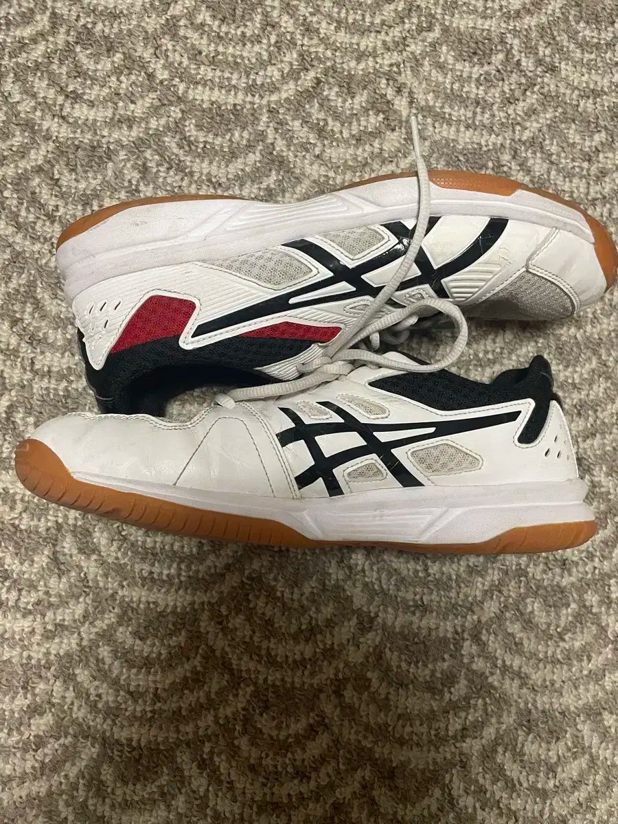 asics アシックス
