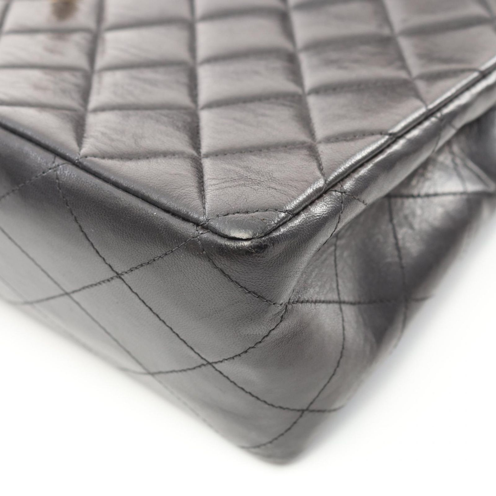 CHANEL ショルダーバッグ