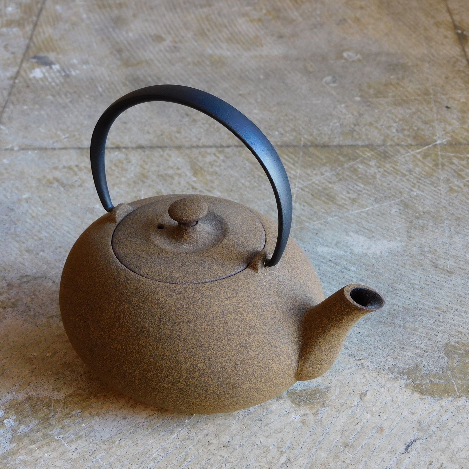 急須 中国 茶道 華道 鉄瓶 菊保寿堂 WAZUQU 鉄瓶 ティーポット 急須 未使用 HK-a-05345