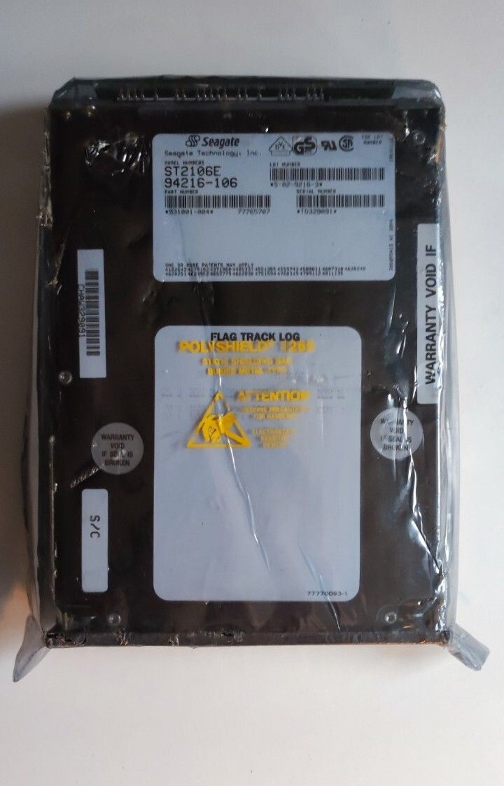Seagate ハードドライブ モデル ST2106E 94216 - 106