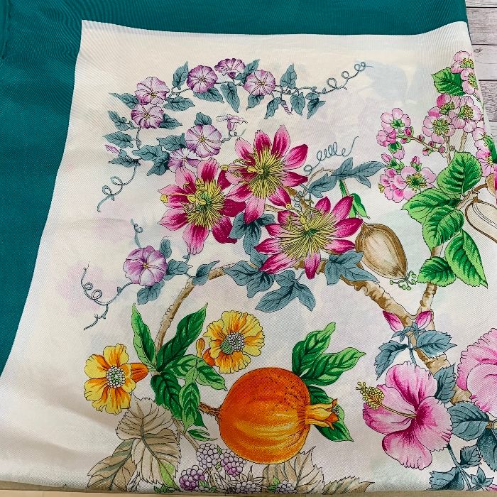 グッチ GUCCI スカーフ シルクフローラ 花柄 ヴィンテージ グリーン