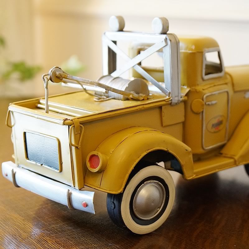 ブリキのおもちゃ レッカー車 インテリア雑貨 置物 レトロ 輸入雑貨