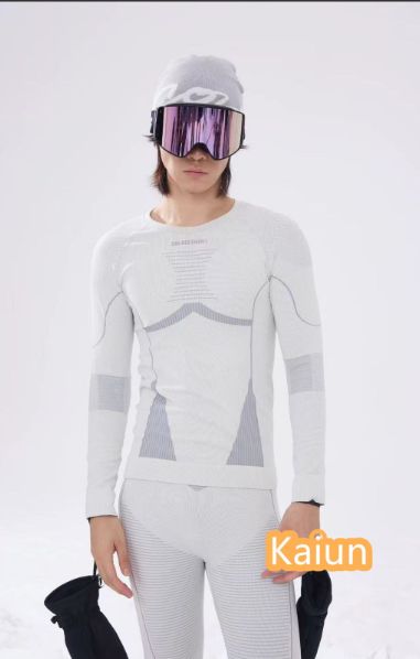 プロスキー速乾ウェア 女性用運動保温発汗速乾通気性 コンプレッション機能衣 男性用セット