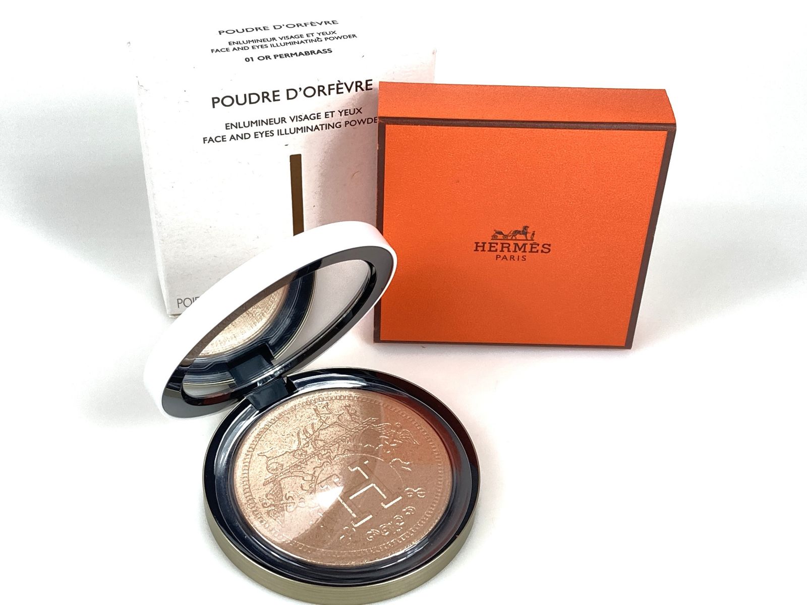 エルメス パーマブラス フェイスパウダー 7g エルメス パーマ