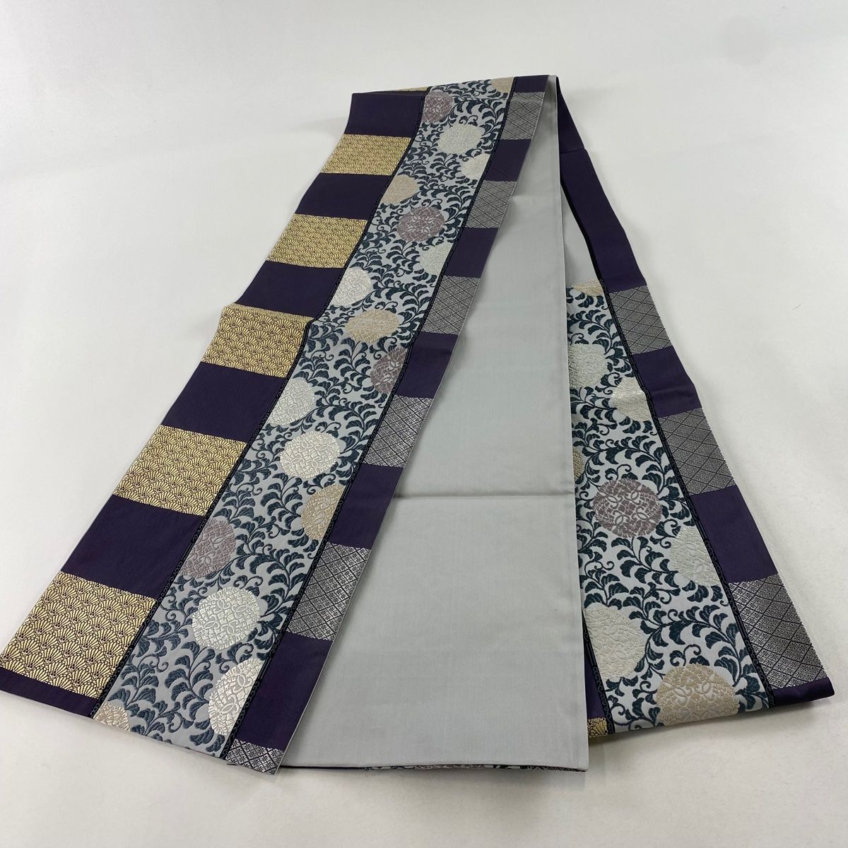 袋帯 美品 秀品 華文 唐草 唐織 灰紫 六通 正絹 【中古】 - メルカリ