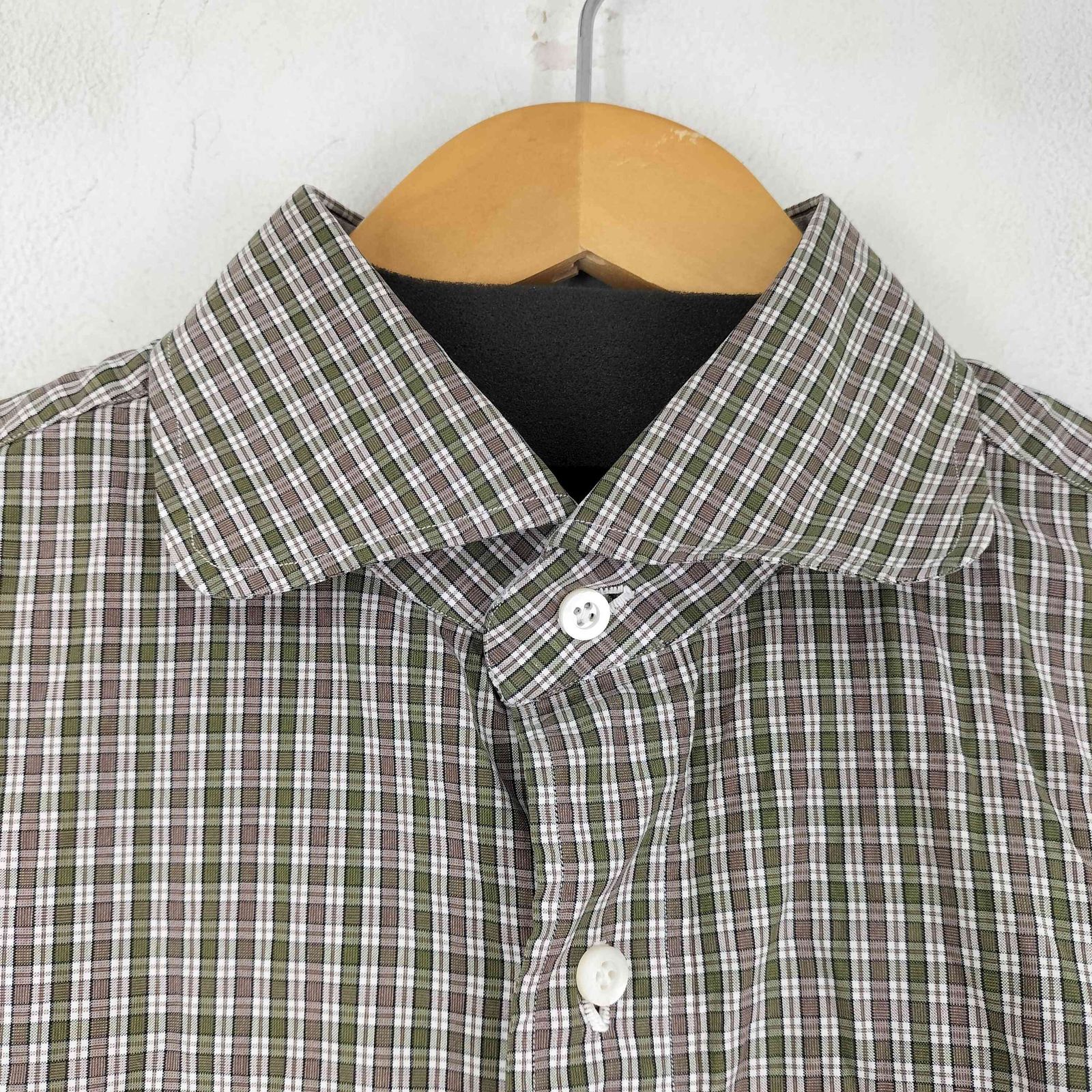 A485 美品 ISAIA イザイア 長袖ドレスシャツ チェック イタリア製 A485 美品 ISAIA イザイア 長袖ドレスシャツ チェック イタリア製