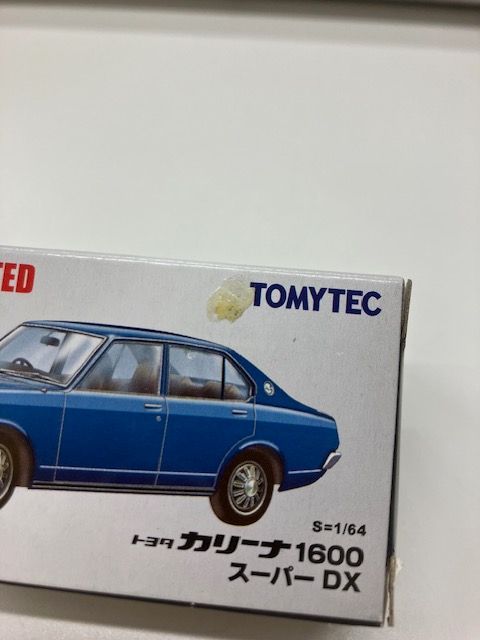 トミカ リミテッドヴィンテージ ネオ トヨタ カリーナ 1600