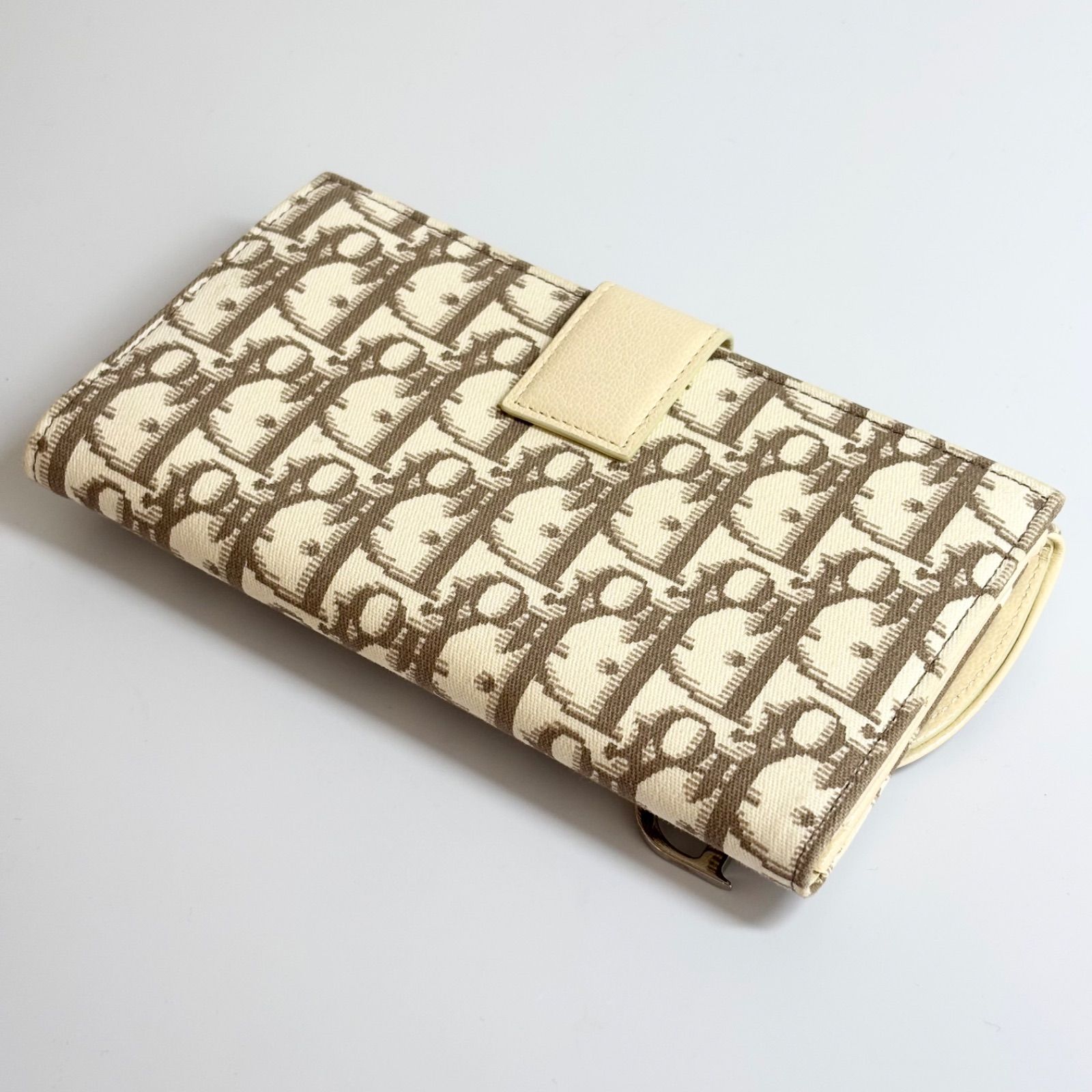 【✨美品✨】 ディオール トロッター サドル 二つ折り 長財布 ベージュ 美品 DIOR ディオール サドル トロッター柄 花刺繍 二つ折り 長
