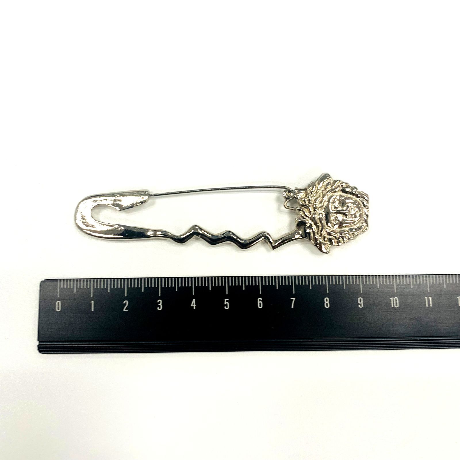 GIANNI VERSACE メデューサブローチ SIGNED VINTAGE GIANNI VERSACE MEDUSA BROOCH | eBay