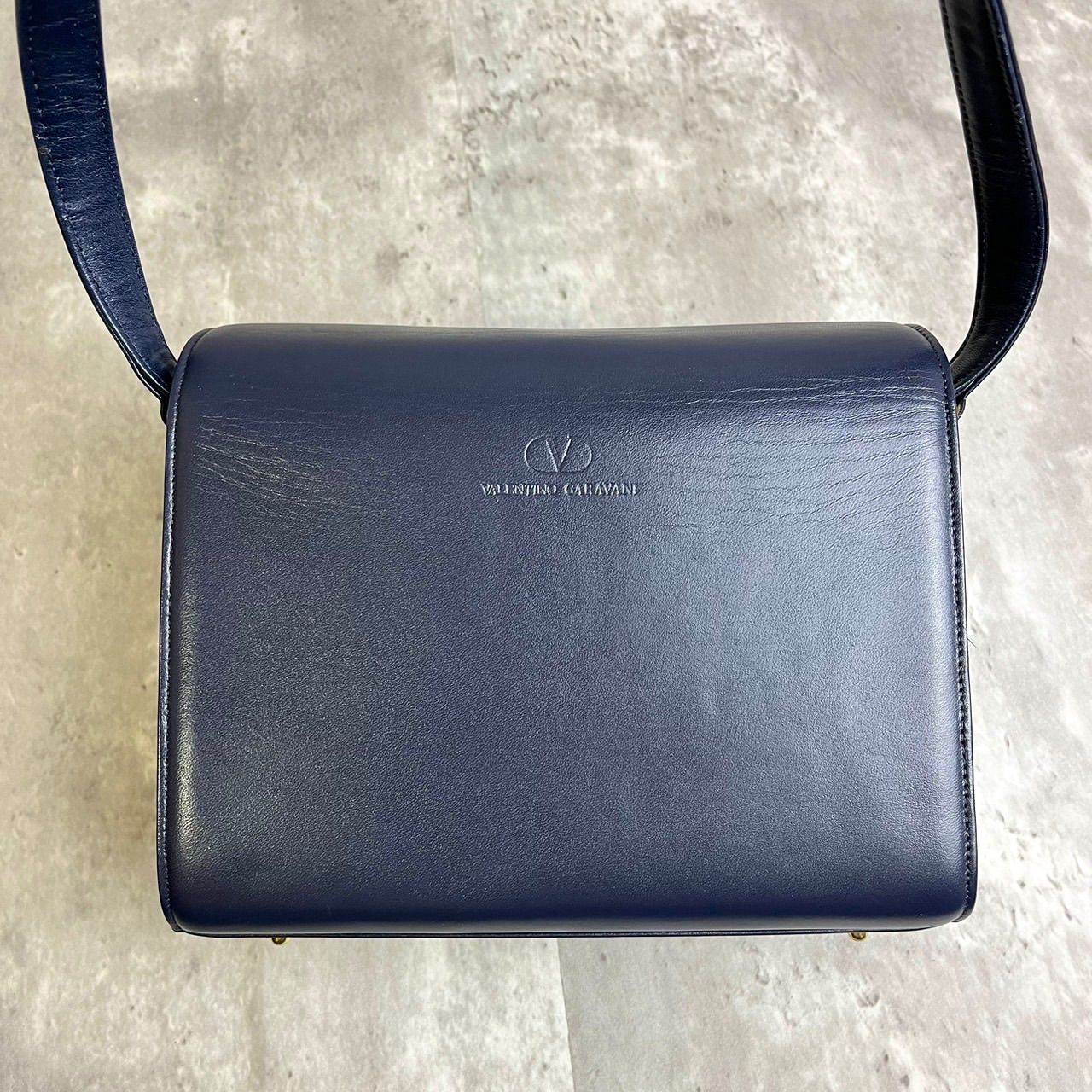 ✨良品✨VARENTINO GARAVANI ヴァレンティノガラヴァーニ ショルダー 