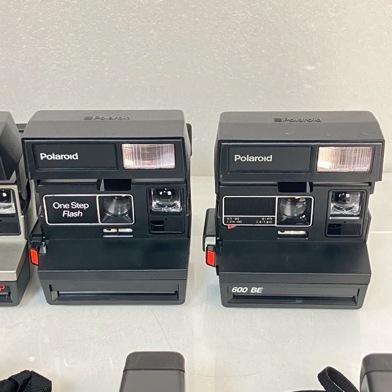 インスタントカメラ