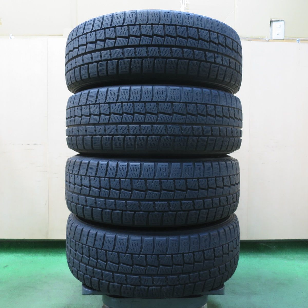 スタッドレス DUNLOP WM01 16年製 205/60R16 アルミホイールセット 4本 
