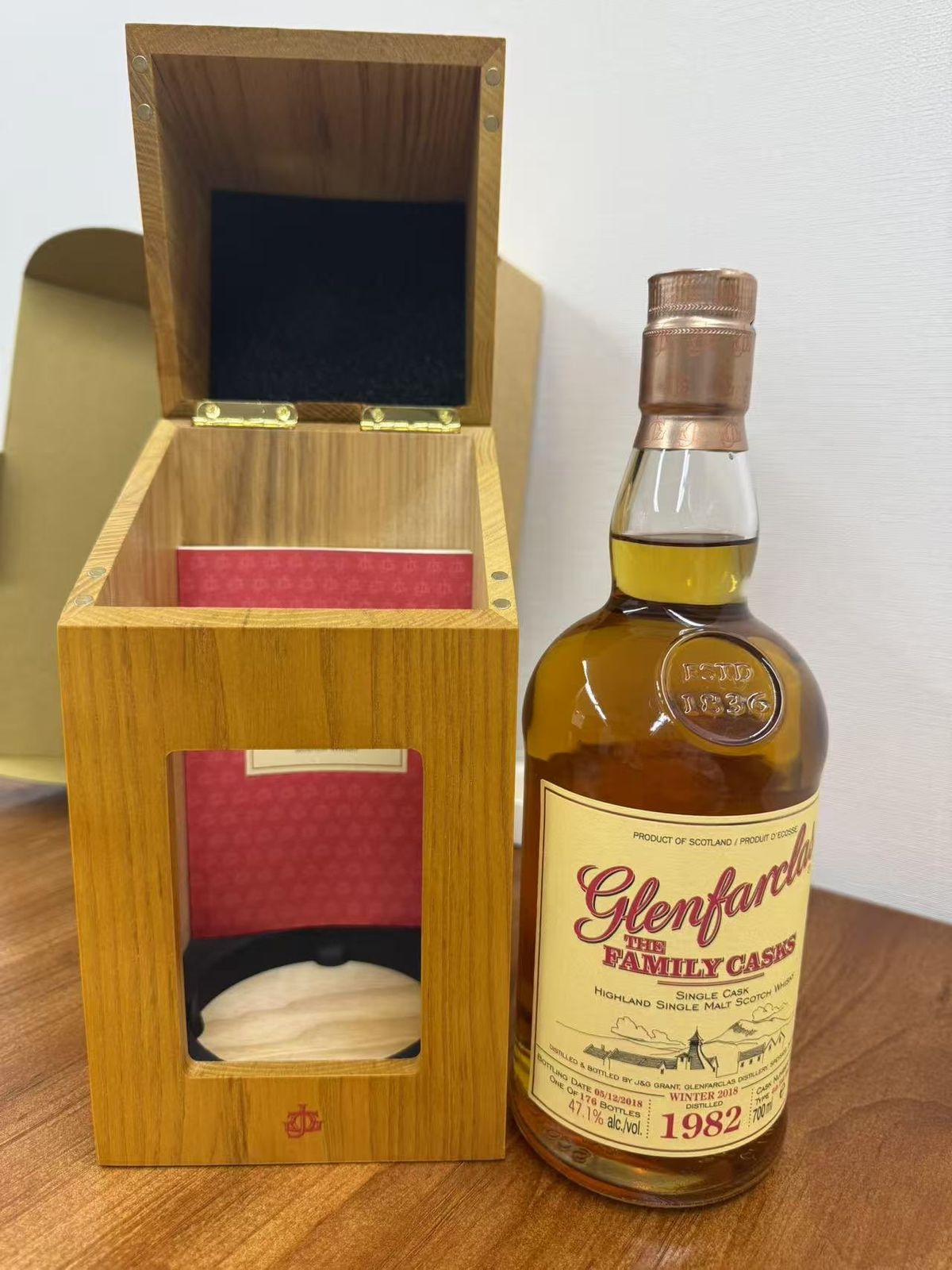 グレンファークラス 1982 ファミリーカスク 54.9度 700ml 並行輸入品