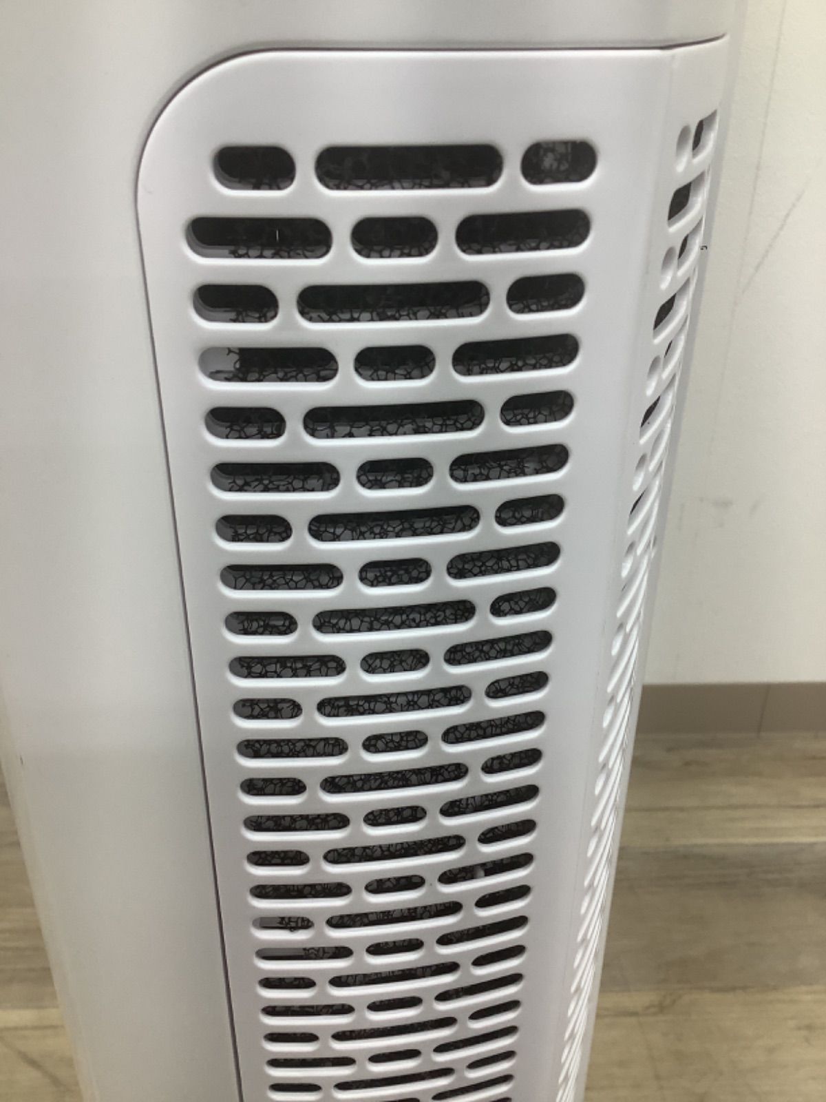 AK SI24061103 ≪中古品≫ コイズミ 送風機能付ファンヒーター KHF