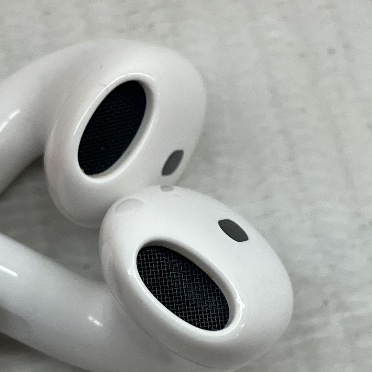 Apple AirPods 4 MXP93J/A ワイヤレスイヤホン アクティブノイズ