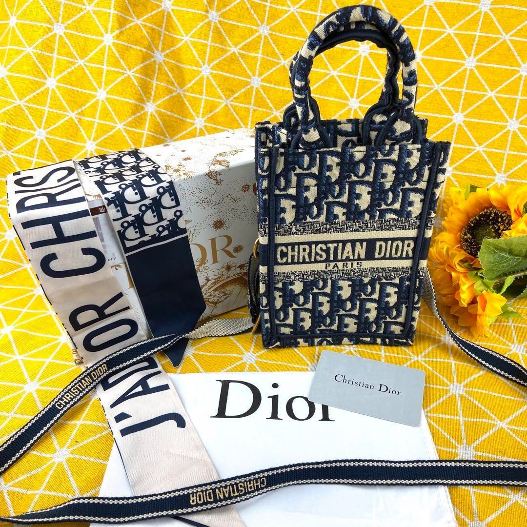 ✨新品✨DIOR BOOK TOTE ミニ フォン バッグ@July jewelry