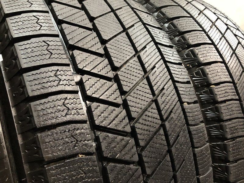 BS BLIZZAK VRX3 215/55R17】スタッドレス【HONDA RCオデッセイ 純正