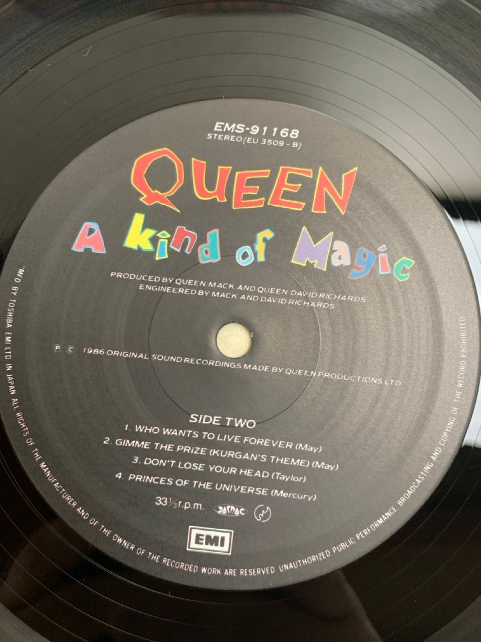LP 帯付 QUEEN クイーン A KIND OF MAGIC EMS-91168 - メルカリ