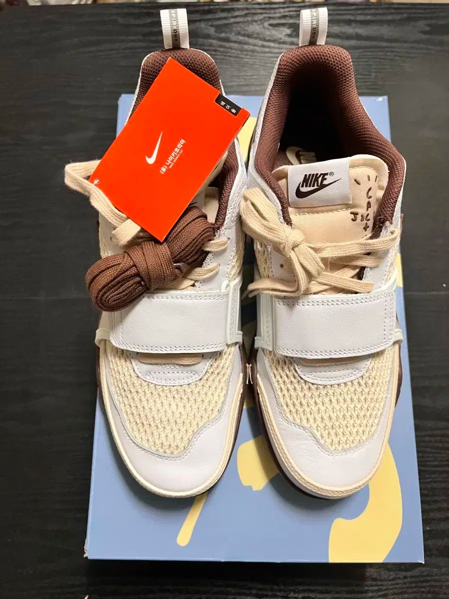 NIKE(ナイキ) SCOTT(スコット) ズーム フィールド ジャックス