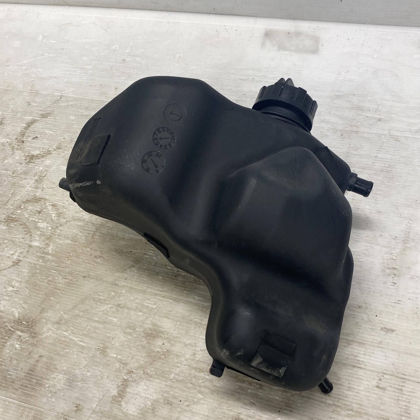 SUZUKI レッツ5 ガソリンタンク スズキ [M-250717-63] SUZUKI レッツ5 ガソリンタンク スズキの通販 by ACP_MOTO｜ラクマ