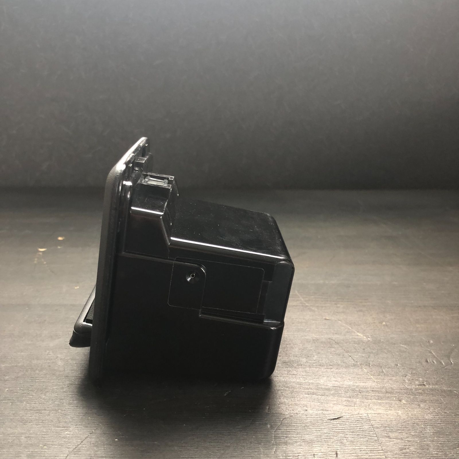 ミツビシ 純正 GTO 灰皿 インストルメントパネル ミツビシ 純正 GTO 灰皿 インストルメントパネル ASHTRAY INSTRUMENT