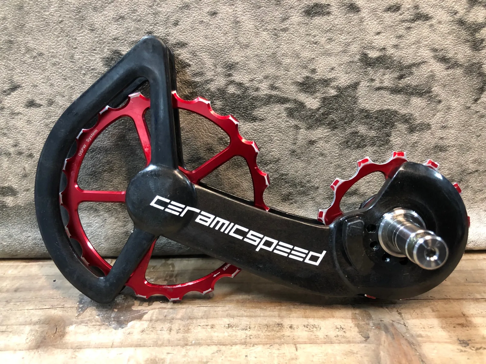 新品未使用！セラミックスピードのビッグプーリー　箱付き！ CERAMICSPEED セラミックスピード OSPW ビッグプーリー 未使用 CERAMIC