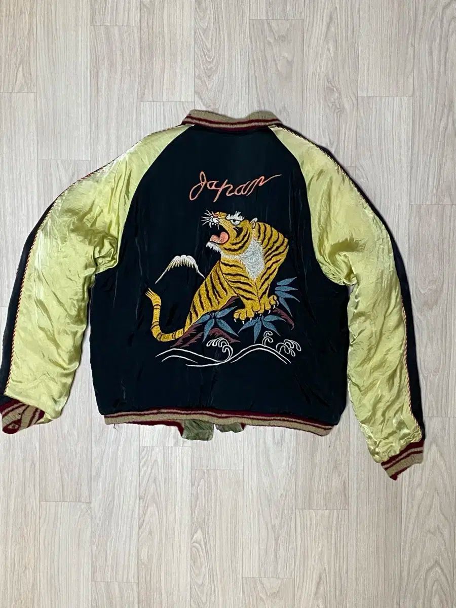 98 年 オリエンタル 土曜日 企業 500 蜂 スタジャン M