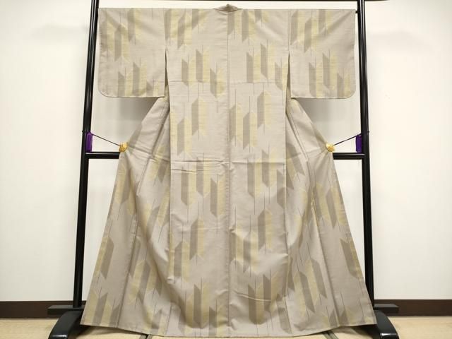 平和屋着物□極上 撫松庵 小紋 矢羽根文 白茶色地 逸品 未使用