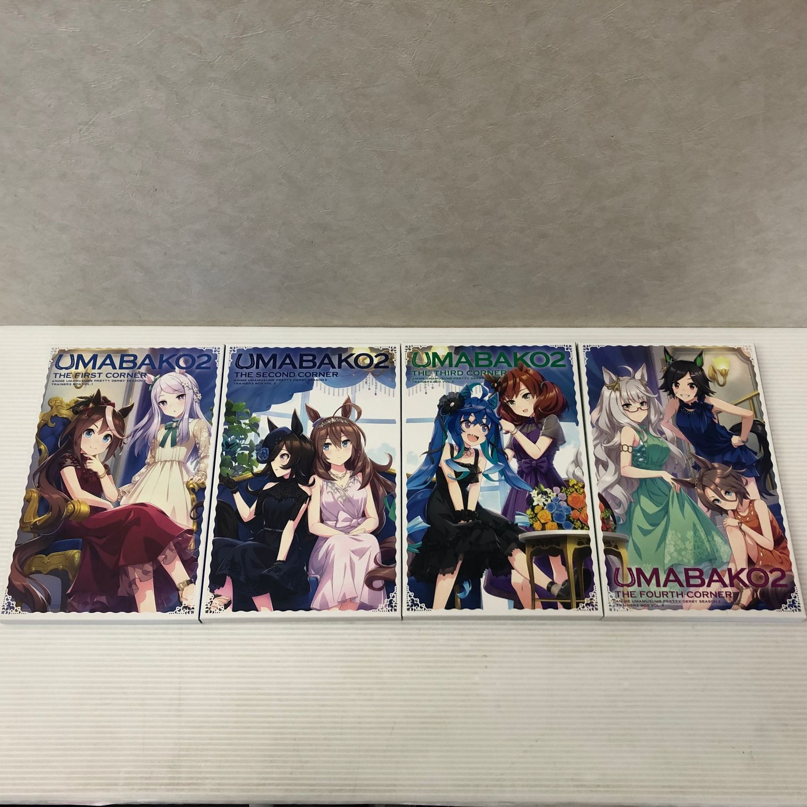 年末年始セール　ウマ娘 『ウマ箱』 『ウマ箱2』 第1～第4コーナー まとめ売り Amazon.co.jp: 【全巻セット+封入特典付き】『ウマ箱2』第1~第4