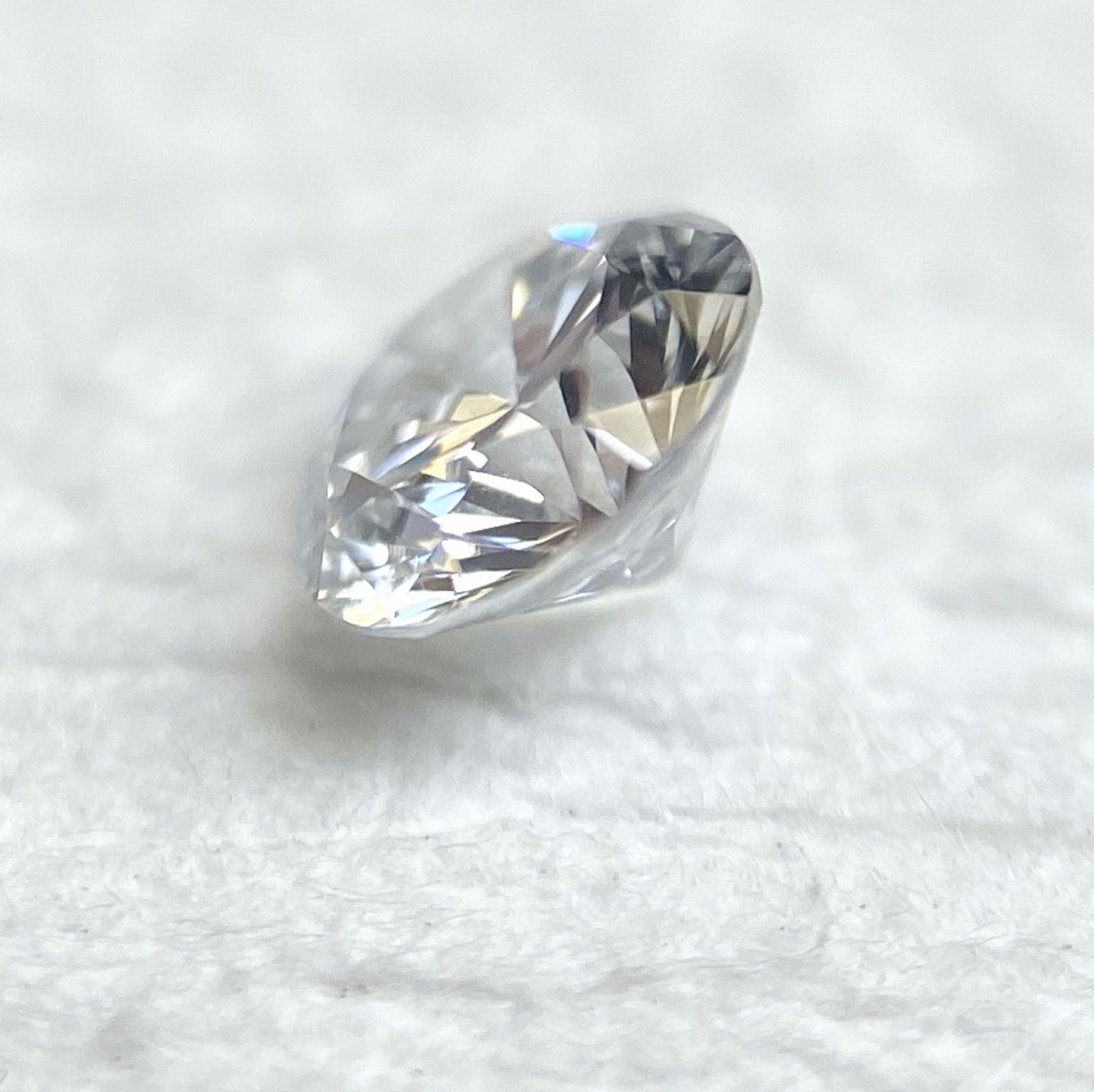 0.113ct FAINT,GRAY,SI1 ラウンド グレーダイヤモンドルース - メルカリ