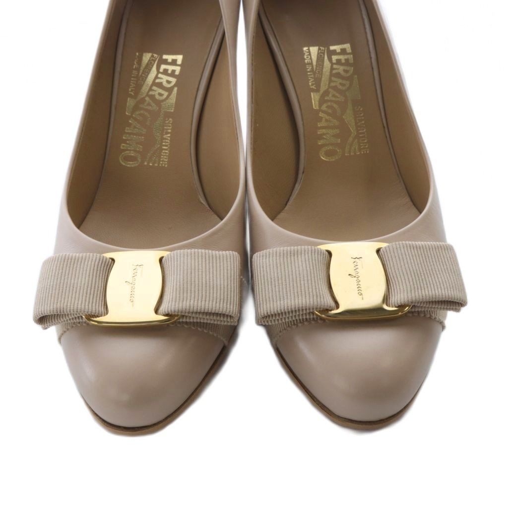 サルヴァトーレフェラガモ Salvatore Ferragamo CARLA ヴァラリボン
